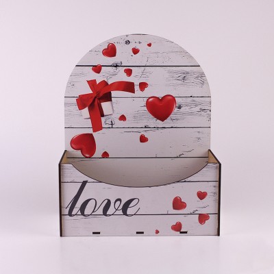Коробка  "Love" сердечка велика 