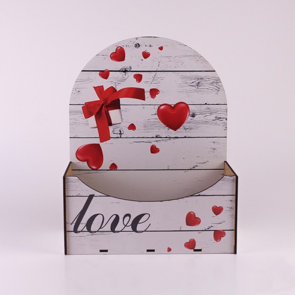 Коробка  "Love" сердечка велика 