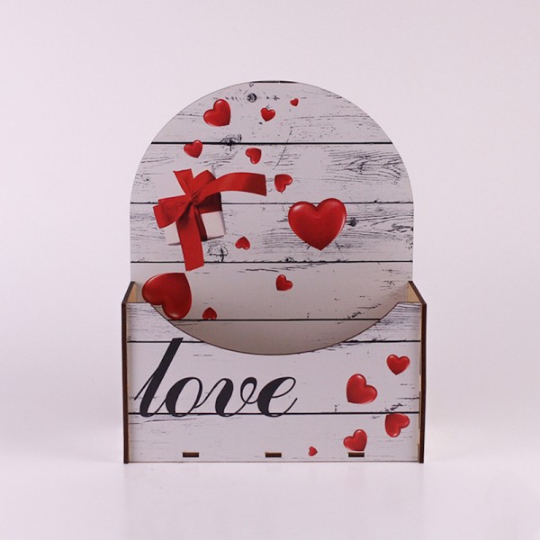 Коробка   "Love" сердечка маленька 