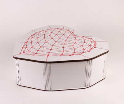 Коробка біла "Серце 3D" червоне