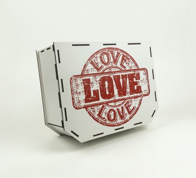 Скриня "Love"середня