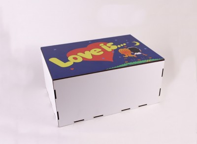 Коробка "Love is"3