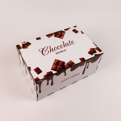 Коробка "Chocolate world" 4