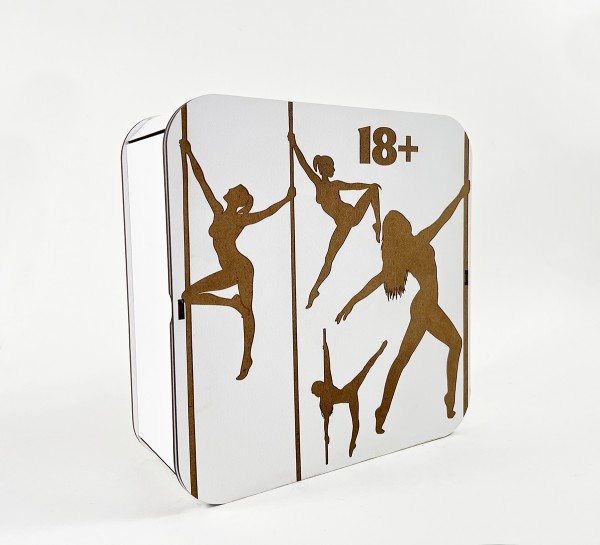 Коробка квадратна "Pole Dance 18+" з гравіюванням біла