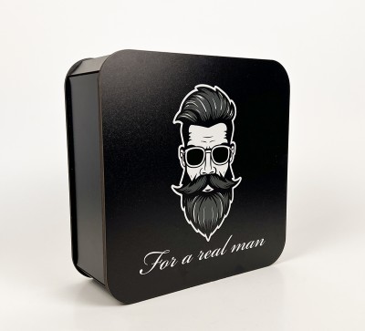 Коробка квадратна чорна "For a real man" Коробка квадратна чорна "For a real man"