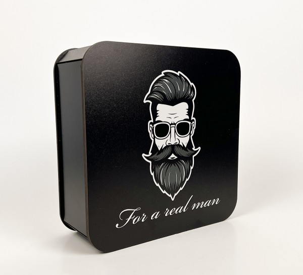 Коробка квадратна чорна "For a real man" Коробка квадратна чорна "For a real man"