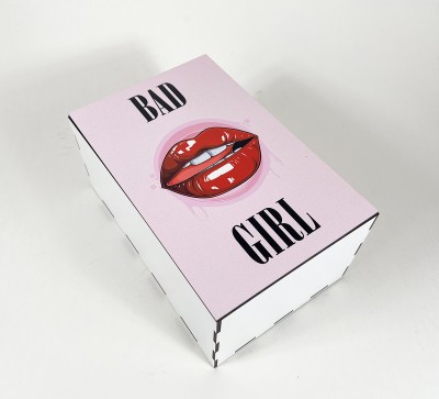 Коробка прямокутна "Bad Girl" Коробка прямокутна "Bad Girl"