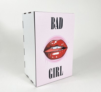 Коробка прямокутна "Bad Girl" Коробка прямокутна "Bad Girl"