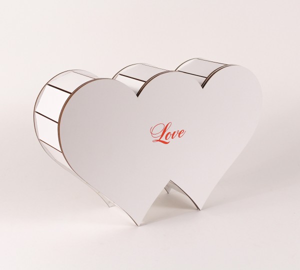 Коробка біла "Два серця Love"