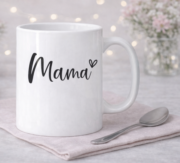 Чашка "Мама" з сердечком 