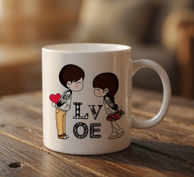 Чашка "Love" з закоханою парою та сердечком