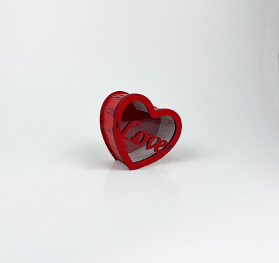 Коробка червона серце "Love " з прозорою кришкою 1 Коробка червона серце "Love " з прозорою кришкою 1