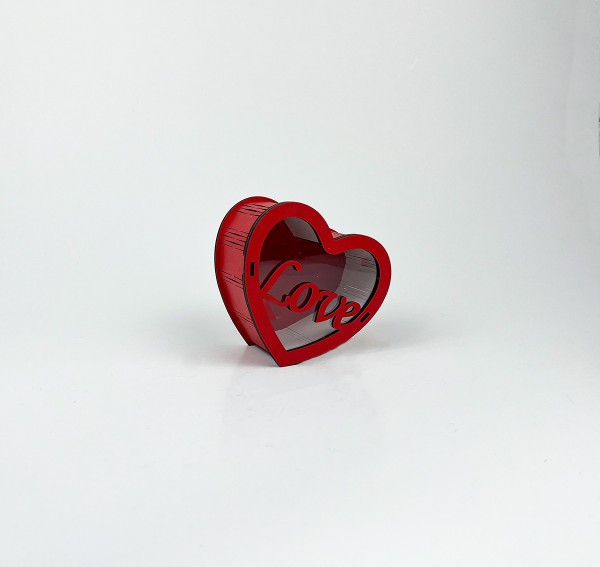 Коробка червона  серце "Love " з прозорою кришкою 1