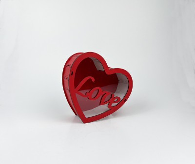 Коробка червона серце "Love " з прозорою кришкою 2 Коробка червона серце "Love " з прозорою кришкою 2