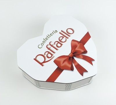 Коробка серце біла "Raffaello" велика