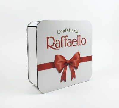 Коробка квадратна "Confetteria . Rafaello"