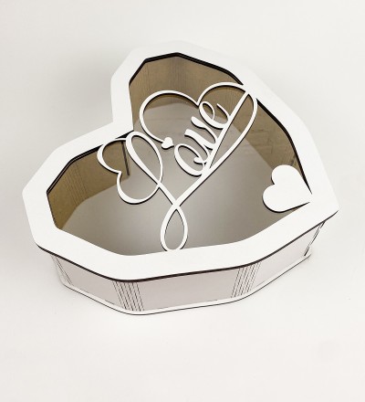 Коробка серце з прозорою кришкою "Love " серце середня Коробка серце з прозорою кришкою "Love " серце середня
