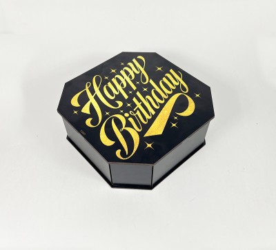 Коробка восьмикутна,чорна "Happy Birthday"золоте сяйво,3