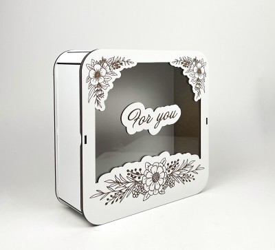 Коробка квадратна з прозорою кришкою та гравіюванням "For you" квіти